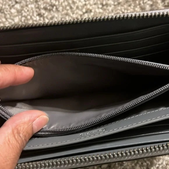 Coach Wallet - Picture 5 of 11